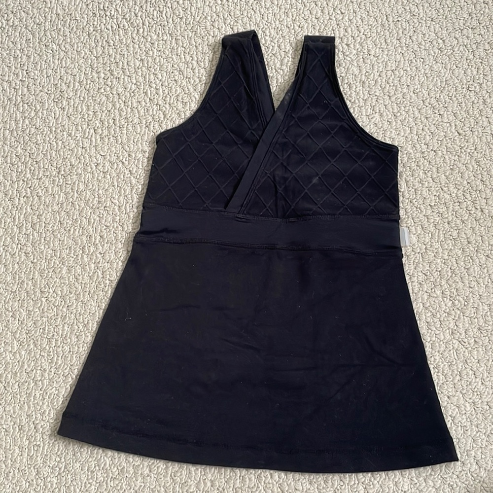 Lululemon v neck tank